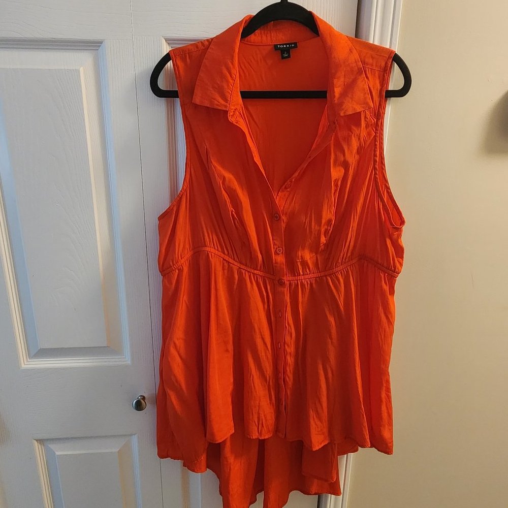 2X High Low Torrid sleeveless blouse